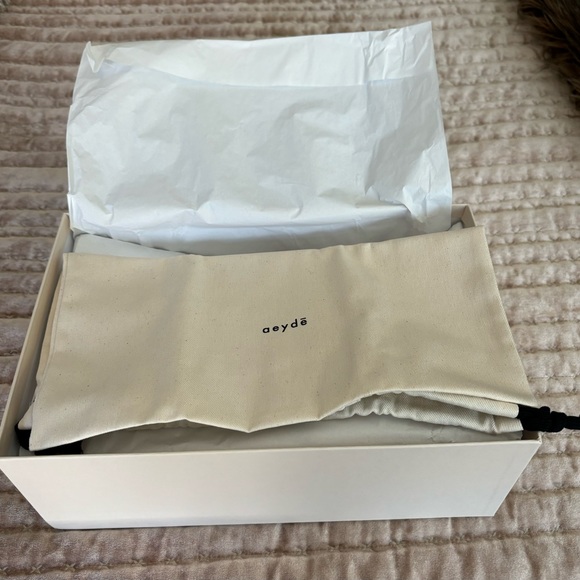 AEYDE WINSTON ITALIAN SANDALS - Picture 10 of 14